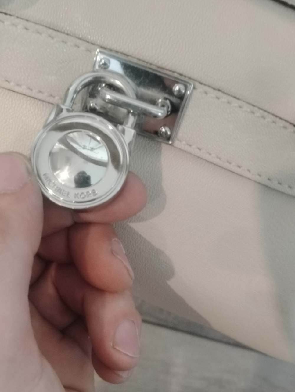 Michael Kors Cream Leather Satchel with Silver-Tone Lock - Picture 8 of 15